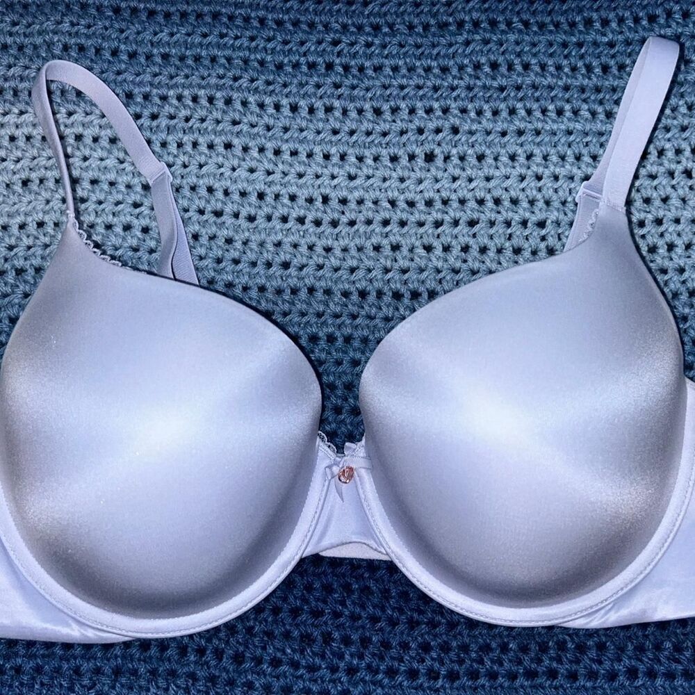 Victoria's Secret Perfect Shape Push-Up Bra 38D New Without Tags